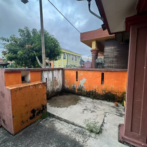 Terraced House for Sale in Taman Pinggiran Senawang (Sungai Gadut) - Mudz Salahuddin - Exterior - PropertyGuru.com.my