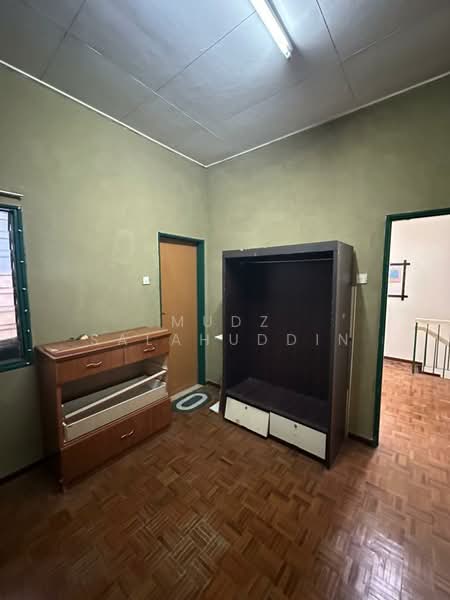 Terraced House for Sale in Taman Pinggiran Senawang (Sungai Gadut) - Mudz Salahuddin - Interior - PropertyGuru.com.my