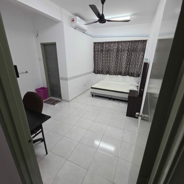 Apartment for Rent at The Rise Collection 3 - Kim Tan - Bedroom - PropertyGuru.com.my