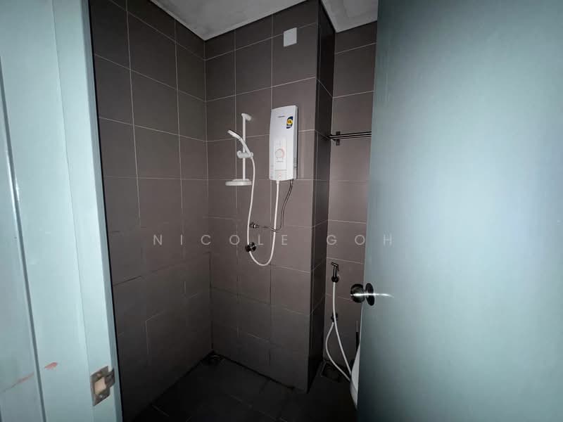 Servis Apartment untuk Disewa di Mercu Summer Suites - Nicole Goh - Bathroom - PropertyGuru.com.my