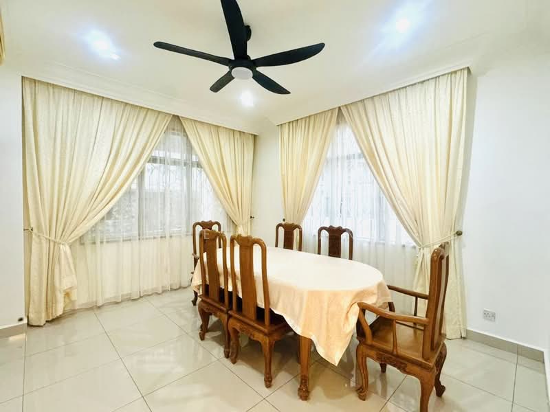 Bungalow for Rent in Batu Ferringhi (Penang) - Jeff Tan - Dining Room - PropertyGuru.com.my
