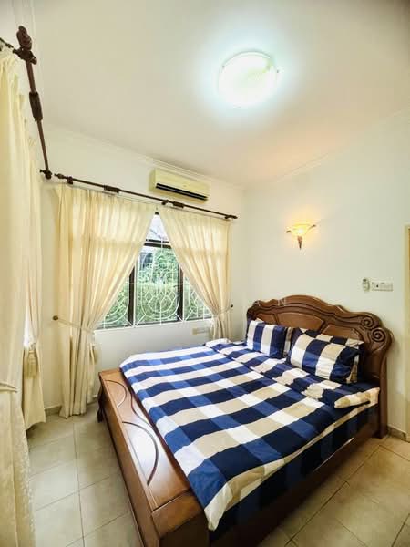 Bungalow for Rent in Batu Ferringhi (Penang) - Jeff Tan - Bedroom - PropertyGuru.com.my
