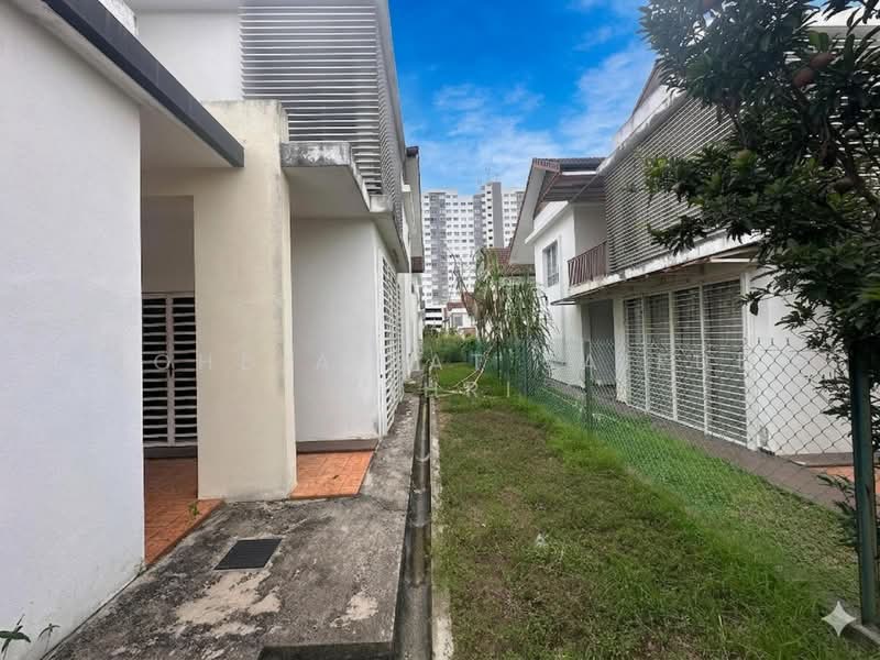 2-storey Terraced House for Sale in Puncak Alam (Selangor) - Mohd Aizat Saiful Bahri - Exterior - PropertyGuru.com.my