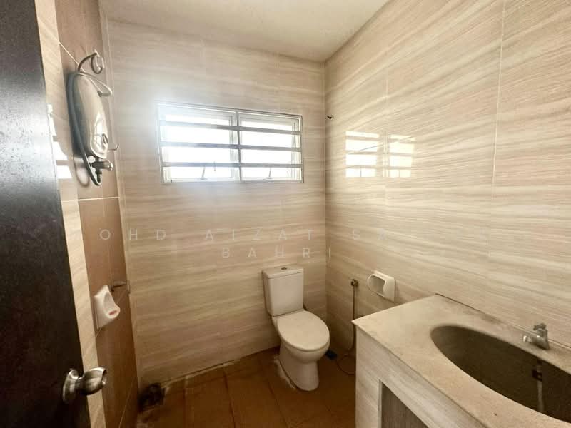 2-storey Terraced House for Sale in Puncak Alam (Selangor) - Mohd Aizat Saiful Bahri - PropertyGuru.com.my
