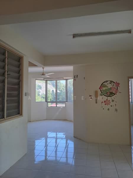 Kondominium untuk Disewa di Jay Series (Greenlane Heights Block J) - Alice Teoh - Living Room - PropertyGuru.com.my