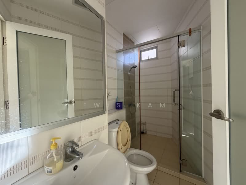 Condominium for Rent at The View Condominium - Lewis Kam - Bathroom - PropertyGuru.com.my
