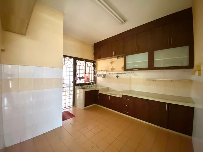 2-storey Terraced House for Sale in Taman Putra Prima (Puchong) - Firdaus Husin - PropertyGuru.com.my