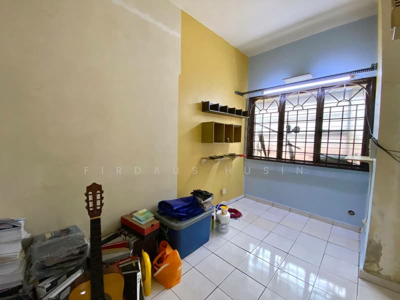 2-storey Terraced House for Sale in Taman Putra Prima (Puchong) - Firdaus Husin - PropertyGuru.com.my