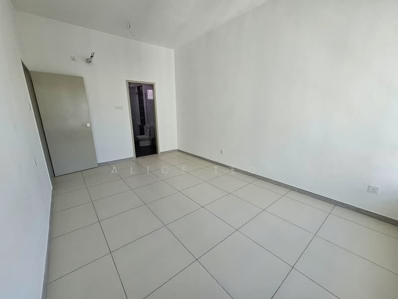 Condominium for Sale at Goodwood Residence - Alice Teoh - Bedroom - PropertyGuru.com.my