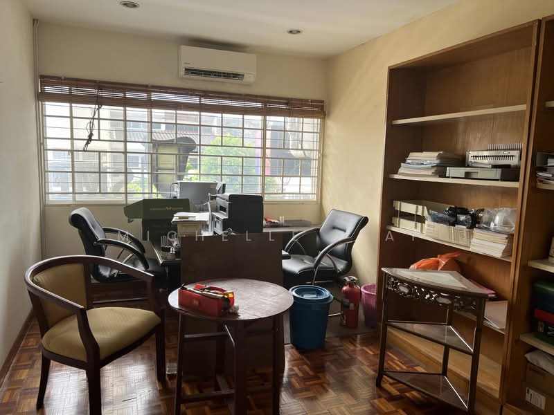 Kedai / Pejabat untuk Disewa di Kampung Desa Pahlawan (Ampang) - Michelle Yeap - Study - PropertyGuru.com.my