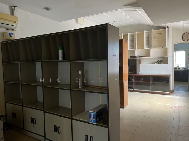 Kedai / Pejabat untuk Disewa di Kampung Desa Pahlawan (Ampang) - Michelle Yeap - Interior - PropertyGuru.com.my