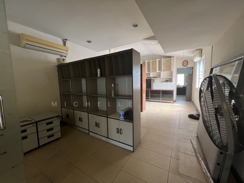 Kedai / Pejabat untuk Disewa di Kampung Desa Pahlawan (Ampang) - Michelle Yeap - Interior - PropertyGuru.com.my