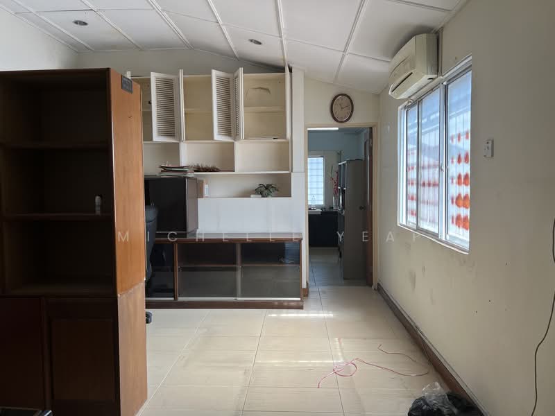 Kedai / Pejabat untuk Disewa di Kampung Desa Pahlawan (Ampang) - Michelle Yeap - Interior - PropertyGuru.com.my