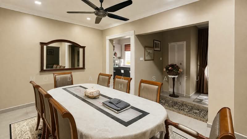Rumah Berkembar untuk Dijual di Kajang (Selangor) - Mohd Aizat Saiful Bahri - Dining Room - PropertyGuru.com.my