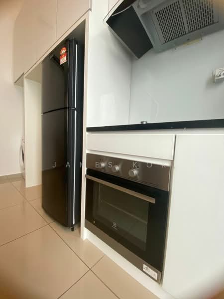 Servis Apartment untuk Disewa di i-Suite @ i-City - James Kok - Kitchen - PropertyGuru.com.my