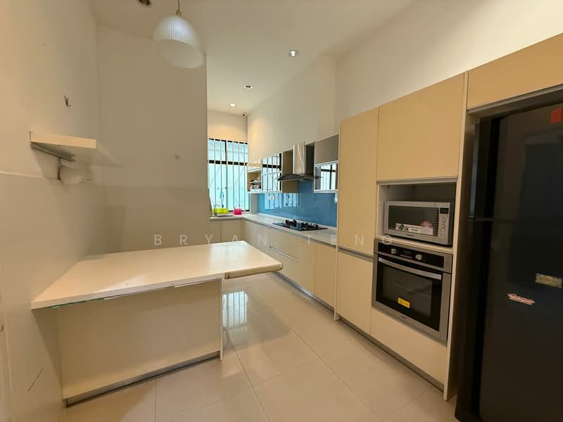 Rumah Berkembar untuk Dijual di George Town (Penang) - Bryan Teng - Kitchen - PropertyGuru.com.my