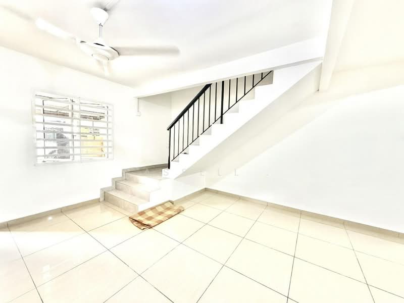 End lot 2 Tingkat Rm350k Fully Refurbish Kitchen Extended di Shah Alam - 4