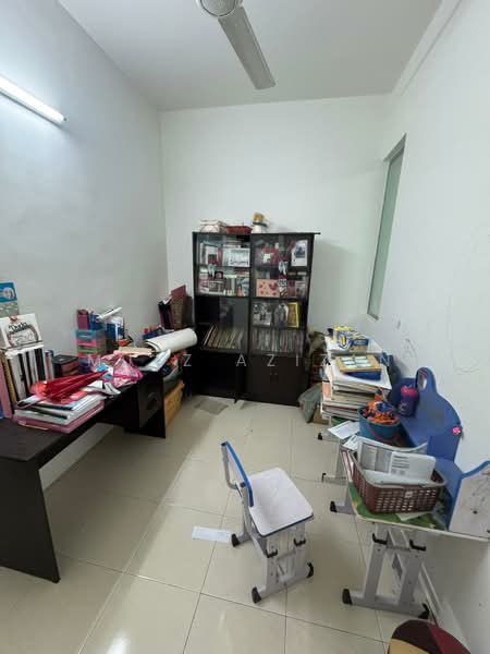 2-storey Terraced House for Sale in Sungai Petani (Kedah) - Muaz Azizan - Study - PropertyGuru.com.my