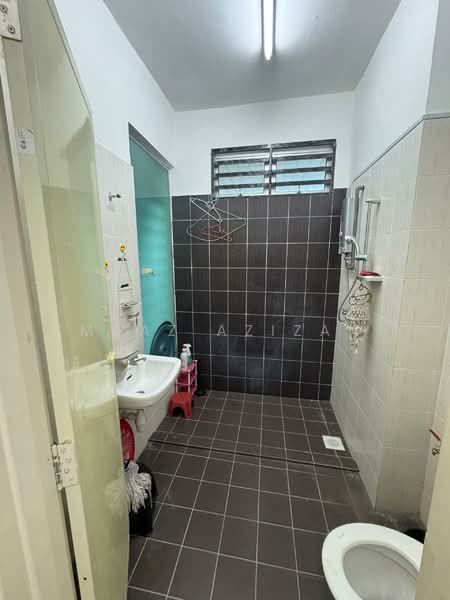 2-storey Terraced House for Sale in Sungai Petani (Kedah) - Muaz Azizan - Bathroom - PropertyGuru.com.my