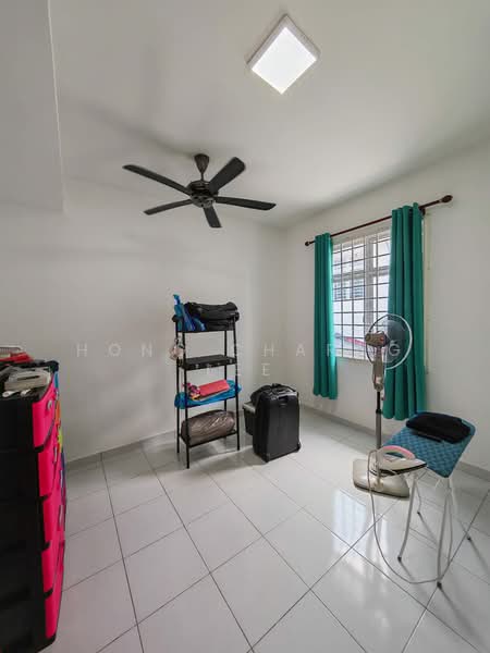 2-storey Terraced House for Rent in Johor Bahru (Johor) - Hong Charng Lee - Bedroom - PropertyGuru.com.my
