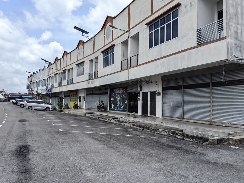 Shop / Office for Sale in Triang (Pahang) - Vincent Tee - PropertyGuru.com.my