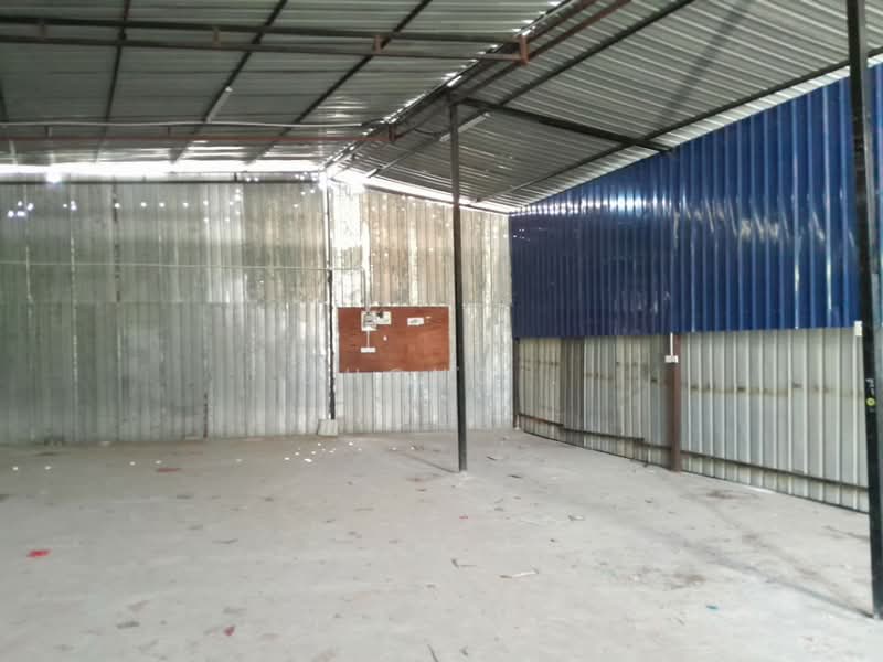 Warehouse for Rent in Seri Kembangan (Selangor) - Chong . - Interior - PropertyGuru.com.my