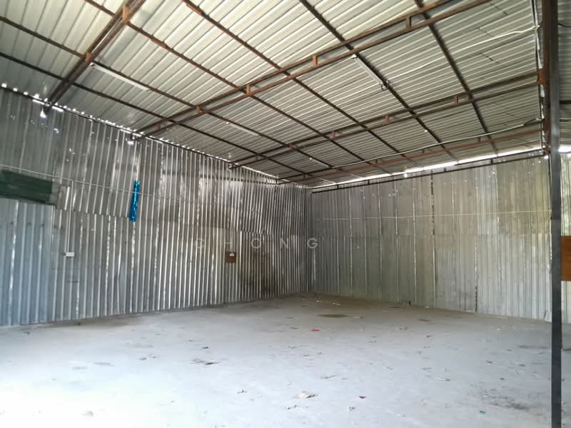 Warehouse for Rent in Seri Kembangan (Selangor) - Chong . - Interior - PropertyGuru.com.my