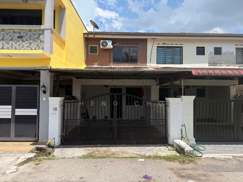 2-storey Terraced House for Sale in Taman Cahaya Masai (Pasir Gudang) - Fu Heng Chong - Exterior - PropertyGuru.com.my
