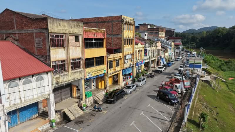 Shop / Office for Sale in Kuala Lipis (Pahang) - Vincent Tee - Exterior - PropertyGuru.com.my