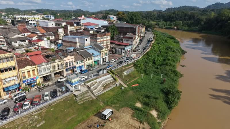Shop / Office for Sale in Kuala Lipis (Pahang) - Vincent Tee - Exterior - PropertyGuru.com.my