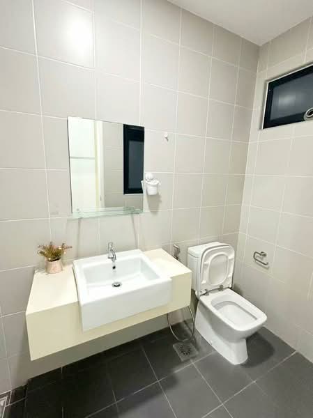 Condominium for Rent at Meridin Suites Residences @ The Meridin - Muslieg . - PropertyGuru.com.my