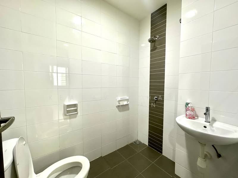 Terraced House for Sale in Alam Impian Ttdi (Shah Alam) - Keasavan Hari Krishnan - Bathroom - PropertyGuru.com.my