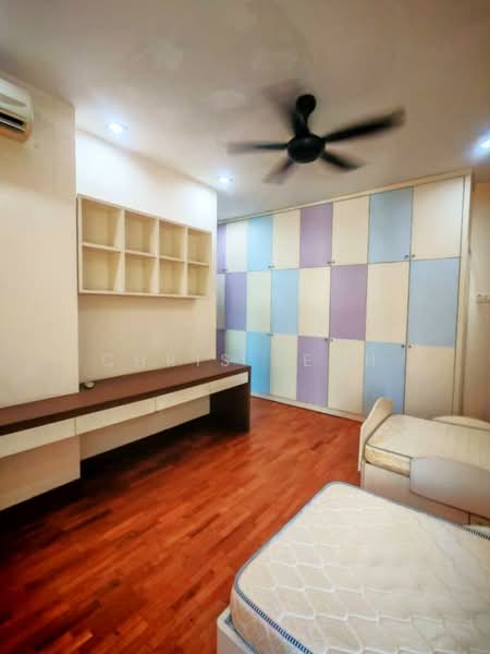 3-storey Terraced House for Rent in Taman Desa Green (Jelutong) - Chris Teoh - Bedroom - PropertyGuru.com.my