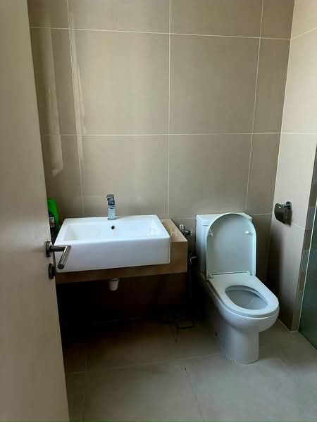 Servis Apartment untuk Disewa di Southbank Residence - JR Chia - Bathroom - PropertyGuru.com.my