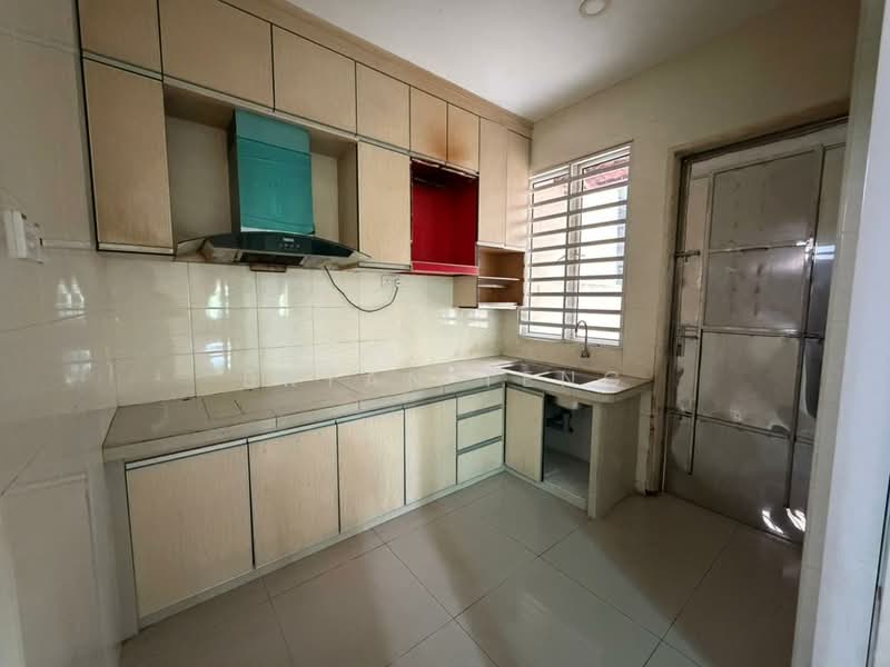 Semi-Detached House for Sale in Bukit Mertajam (Penang) - Bryan Teng - Kitchen - PropertyGuru.com.my