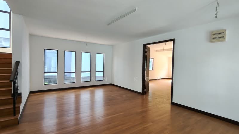 Rumah Banglo untuk Dijual di Bandar Puteri Puchong (Puchong) - Kenny Koh - Living Room - PropertyGuru.com.my