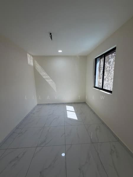 Rumah Teres 2 Tingkat untuk Dijual di Permas Jaya (Johor Bahru) - Lilara Tiew - PropertyGuru.com.my