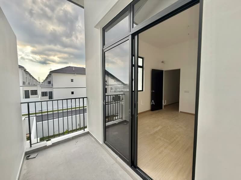 Rumah Kluster untuk Dijual di Iskandar Puteri (Nusajaya) (Johor) - Winnie Lau - Balcony - PropertyGuru.com.my