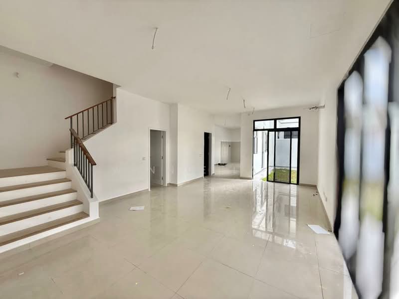 Rumah Kluster untuk Dijual di Iskandar Puteri (Nusajaya) (Johor) - Winnie Lau - Living Room - PropertyGuru.com.my