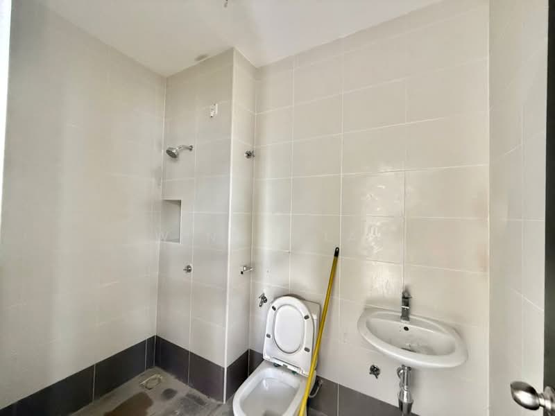 Rumah Kluster untuk Dijual di Iskandar Puteri (Nusajaya) (Johor) - Winnie Lau - Bathroom - PropertyGuru.com.my