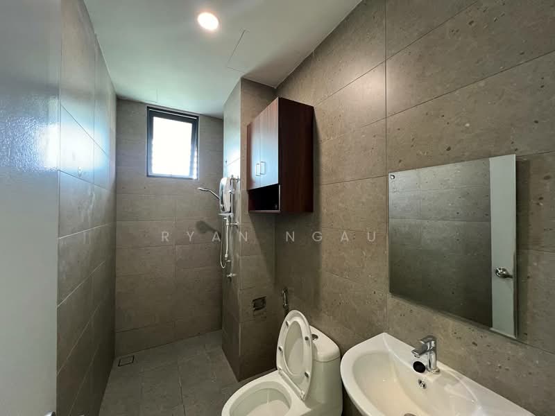 Kondominium untuk Dijual di Verando Residence - Ryan Ngau - Bathroom - PropertyGuru.com.my