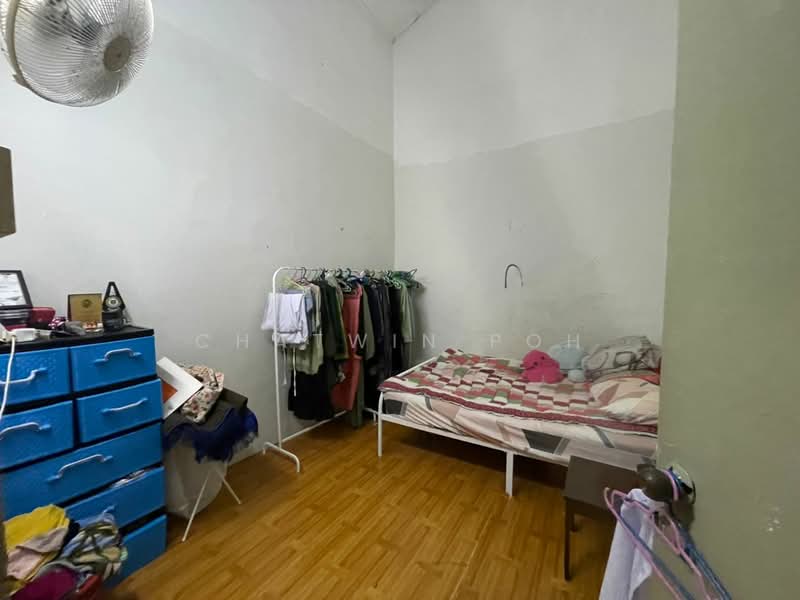 Rumah Teres 2 Tingkat untuk Dijual di Raub (Pahang) - Chatwin Poh - Bedroom - PropertyGuru.com.my