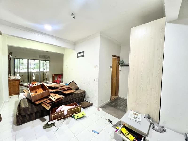 2-storey Terraced House for Sale in Taman Pandan Indah (Ampang) - Ali Idris - Living Room - PropertyGuru.com.my