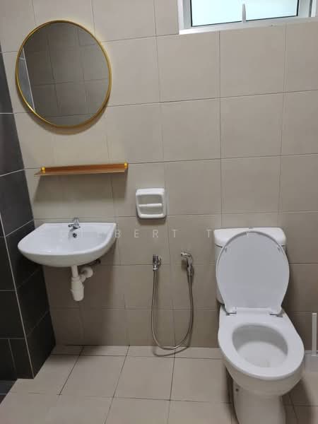 Servis Apartment untuk Disewa di SkyLake Residence - Gilbert Tay - Bathroom - PropertyGuru.com.my