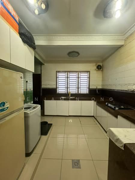 2-storey Terraced House for Rent in Taman Setia Indah (Tebrau) - Benjamin Ong - Kitchen - PropertyGuru.com.my
