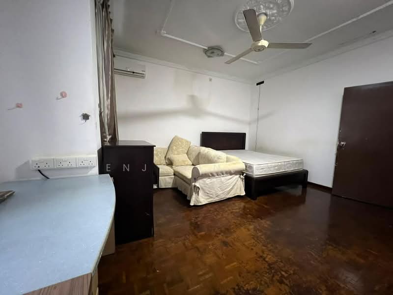 2-storey Terraced House for Rent in Taman Setia Indah (Tebrau) - Benjamin Ong - Bedroom - PropertyGuru.com.my