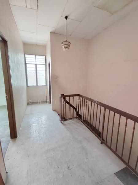 Rumah Teres 2 Tingkat untuk Dijual di Tanjung Tokong (Penang) - Chris Teoh - Corridor - PropertyGuru.com.my