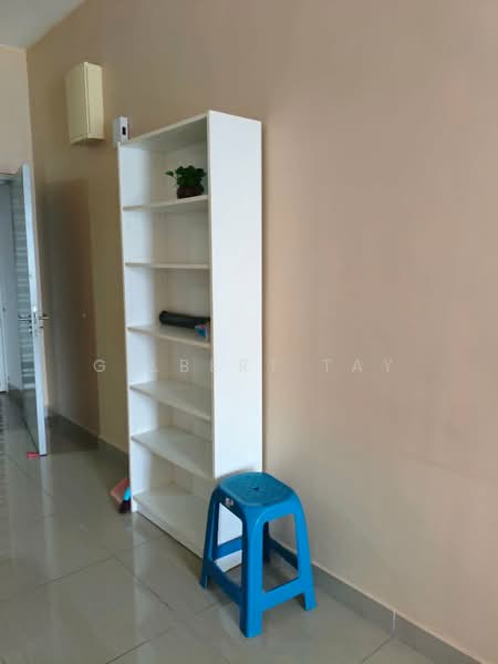 Service Residence for Sale at SkyLake Residence - Gilbert Tay - Interior - PropertyGuru.com.my