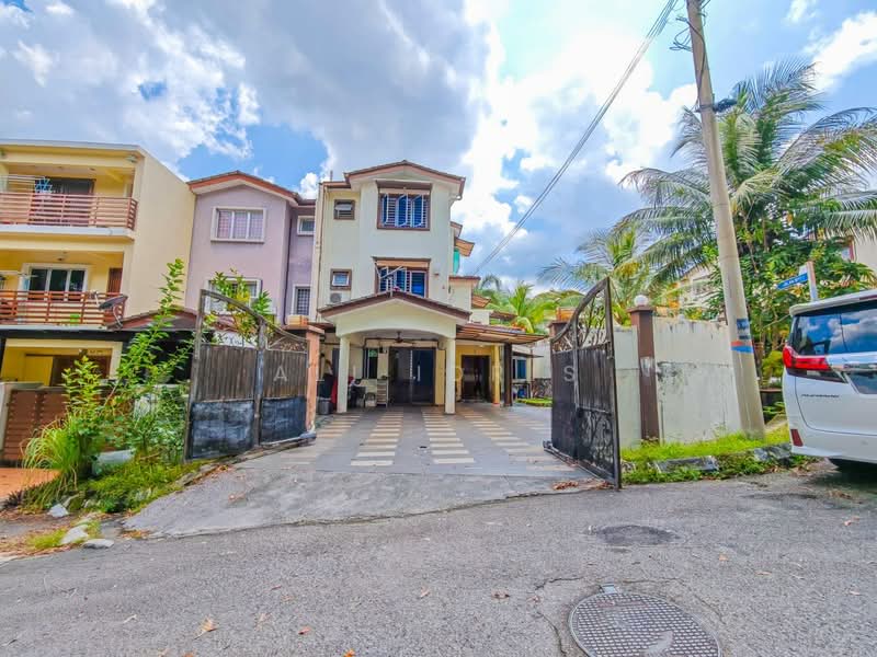 Rumah Teres 3 Tingkat untuk Dijual di Taman Bukit Permata (Selayang) - Ali Idris - Exterior - PropertyGuru.com.my