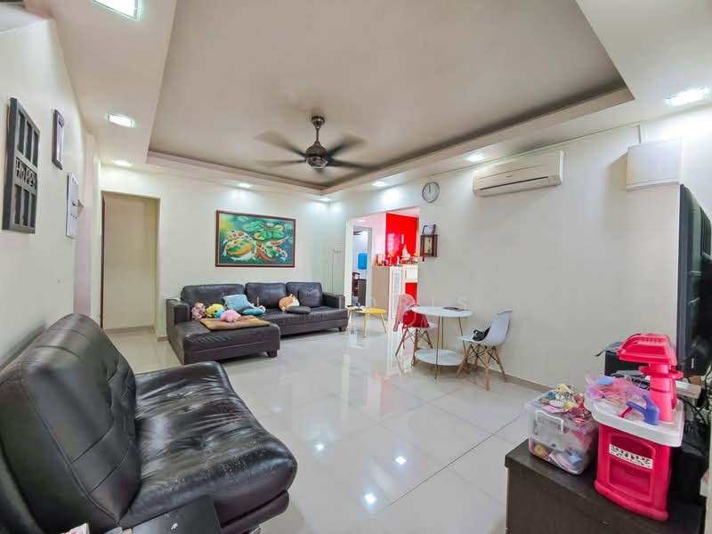 Rumah Teres 3 Tingkat untuk Dijual di Taman Bukit Permata (Selayang) - Ali Idris - Living Room - PropertyGuru.com.my